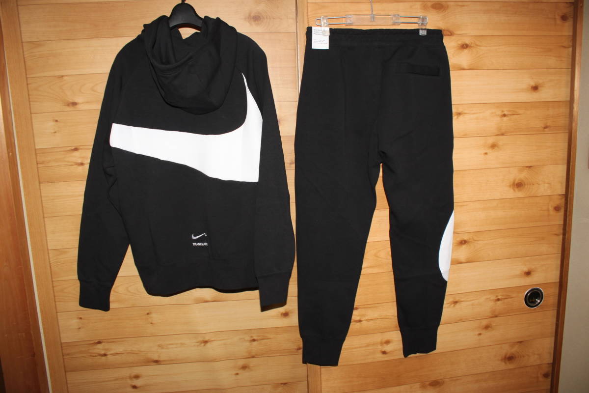 未使用ナイキNIKE メンズXL 黒白 ビッグスウォッシュ テック 未使用ナイキNIKE メンズXL 黒白 ビッグスウォッシュ テック