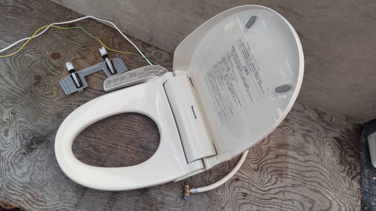 ヤフオク! - パナソニック 温水洗浄便座 ビューティ・トワレ ウォシュレ...