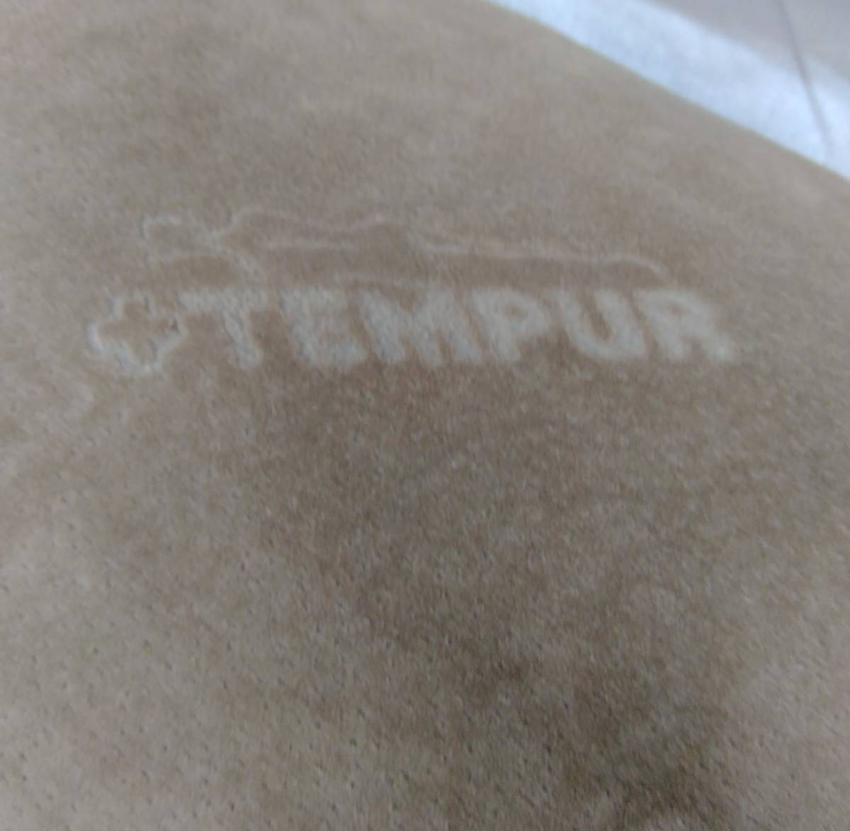 TEMPUR COMFORT PILLOW тонн pyu-ru комфорт pillow подушка подушка с чехлом Brown сон дешево . подушка .. низкая упругость постельные принадлежности ощущение б/у иметь 