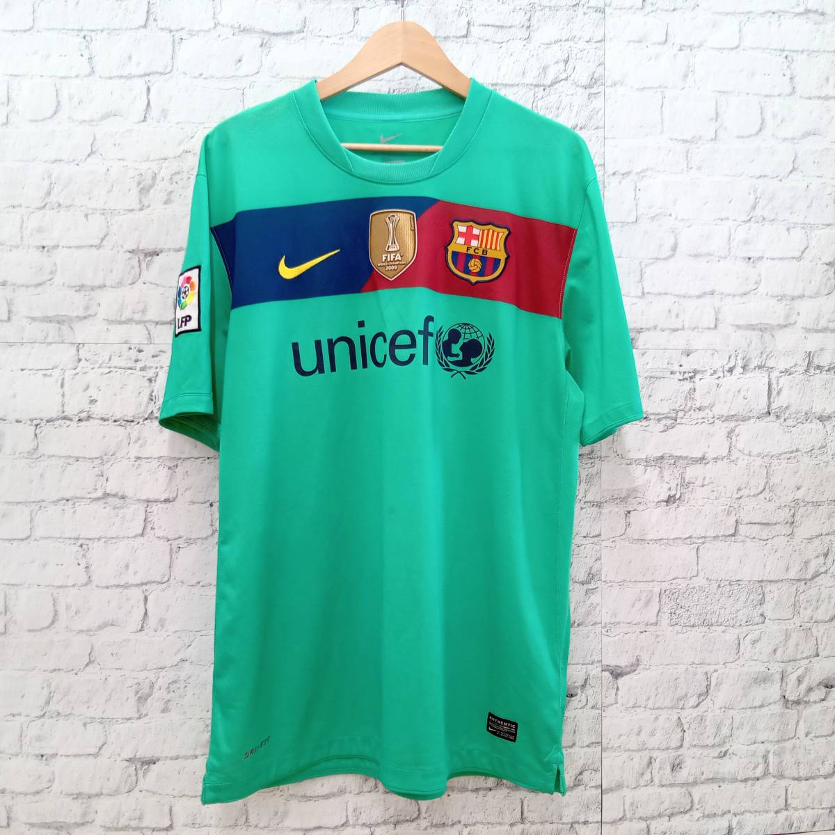 NIKE FC BARCELONA 10/11 UNIFORM #8 A.INIESTA ナイキ FCバルセロナ アウェイ ユニフォーム イニエスタ 382358-310 サイズL_画像1