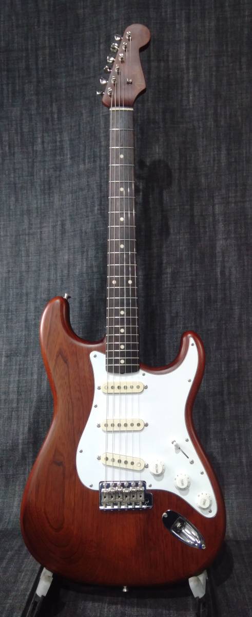 公式価格の対象 エレキギター Fender JAPAN ST62-500 ギター www