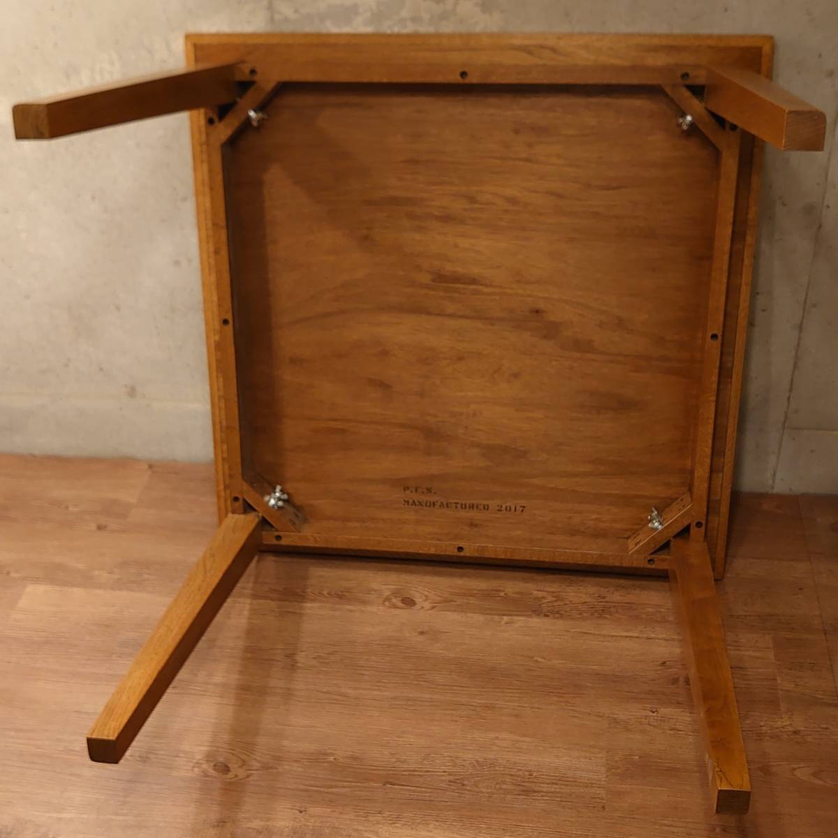 オペレーションBテーブル 天板920×920mm パシフィックファニチャー
