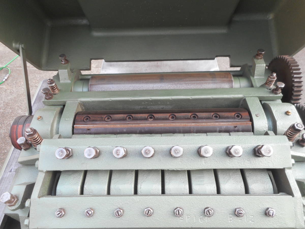 ○ 自動鉋 ○ 飯田 自動鉋盤 SP-161 400mm 刃物G付 ☆ 動作確認 ○ 自動鉋 ○ 飯田 自動鉋盤 SP-161 400mm 刃物G付 ☆ 動作確認