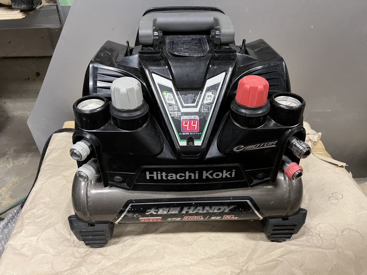 良品 HiKOKI日立エアーコンプレッサーEC1245H2軽搬型-