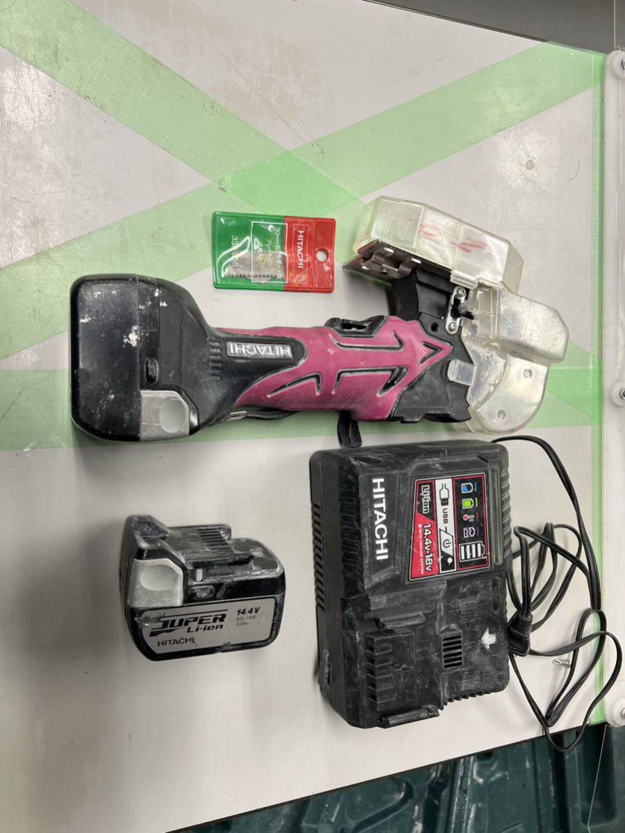 結婚祝い ○HITACHI 動作OK 電動工具 電池2個付き ピンク 14.4V