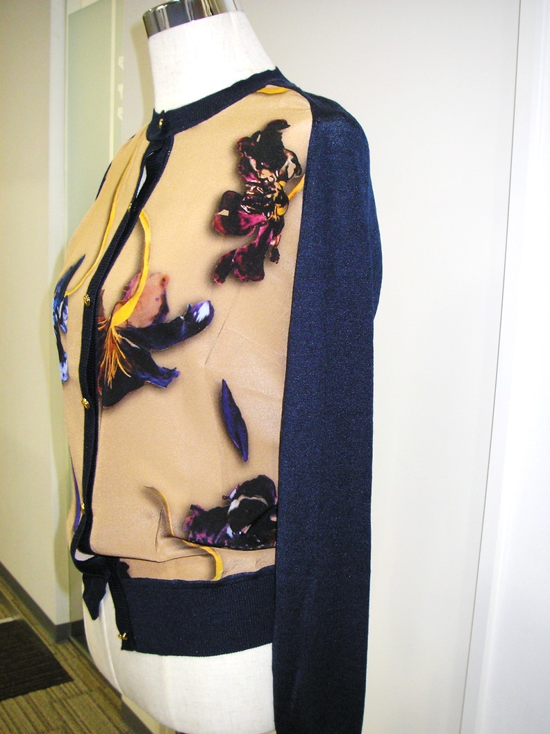 新品】ESCADA(エスカーダ) 春物 シルク100% (部分)カーディガン 花