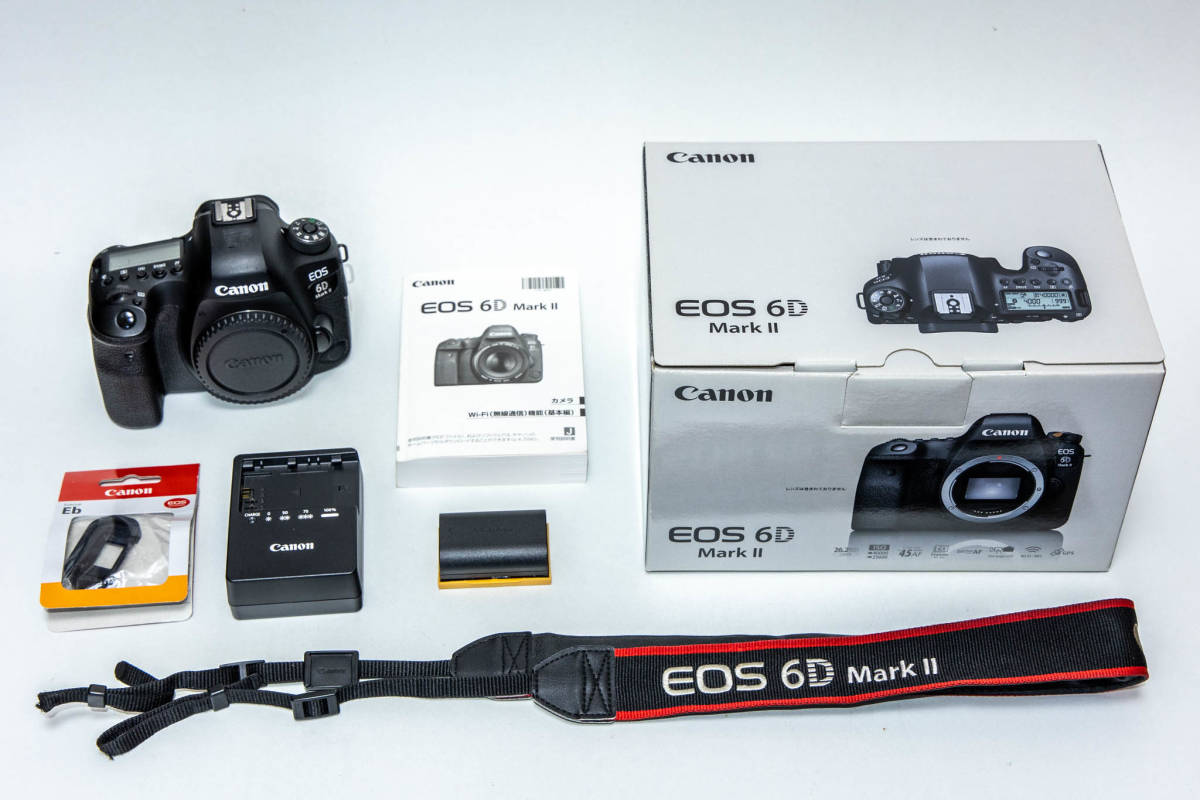 EOS 6D Mark II ボディ: Canon キヤノン 一眼レフ フルサイズ 品