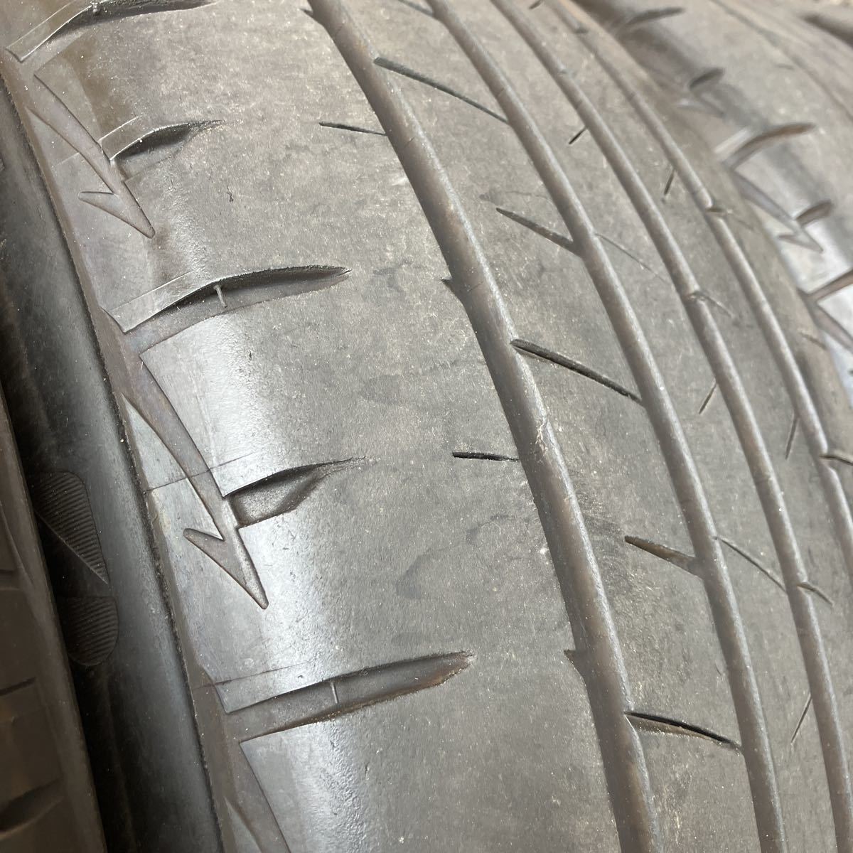 バリ山! ブリヂストン 225 55R18 98V プレイズPX-RV2 4本セット