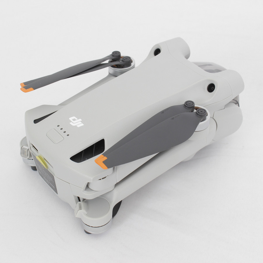 美品】DJI Mini 3 Pro RCディスプレイコントローラー付き M16208