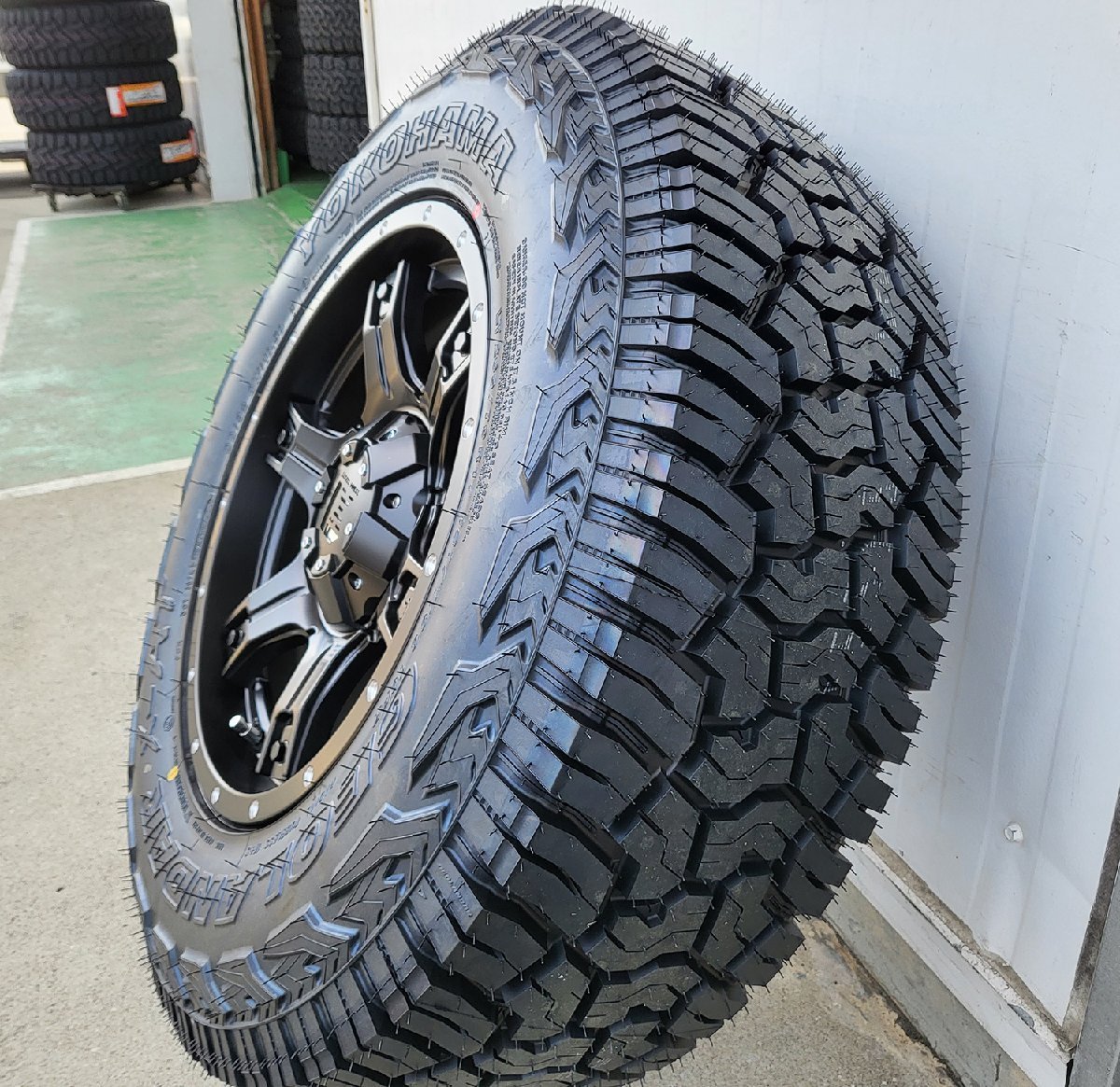 265/70R17 265/65R17 17インチ OutLaw 120 150 プラド ハイラックス ハマー H3 FJクルーザー 新品4本セット ヨコハマ ジオランダー X-AT_画像9