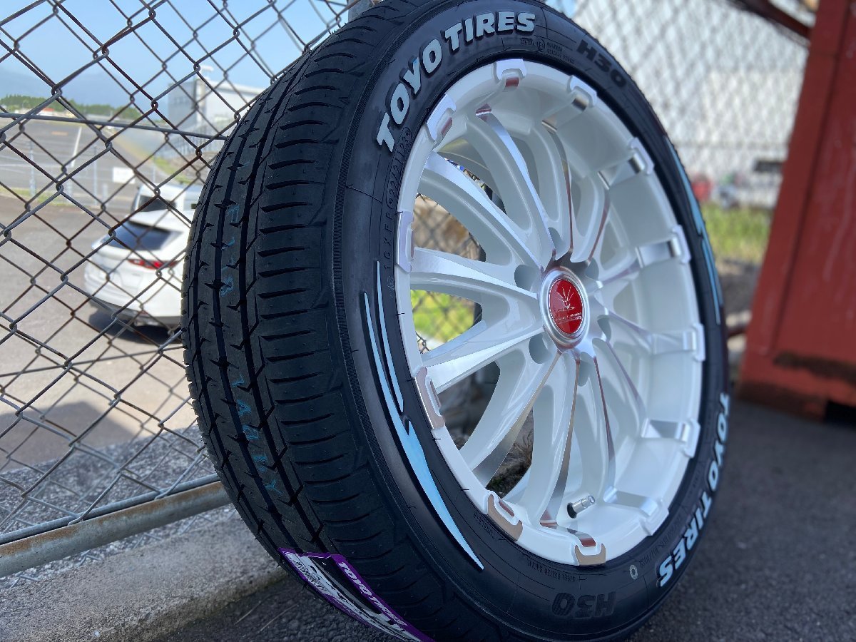 車検対応 ハイエース 200系 18インチ タイヤホイール BD12!! TOYO H30 225/50R18 4本セット 1台分_画像1