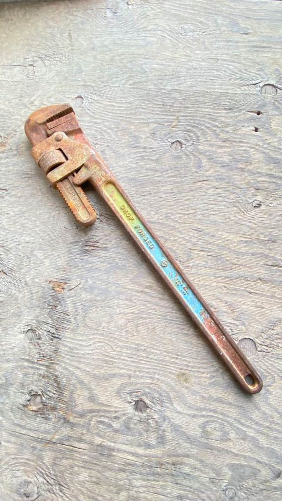  pipe wrench HIT 600mm tool wrench used 