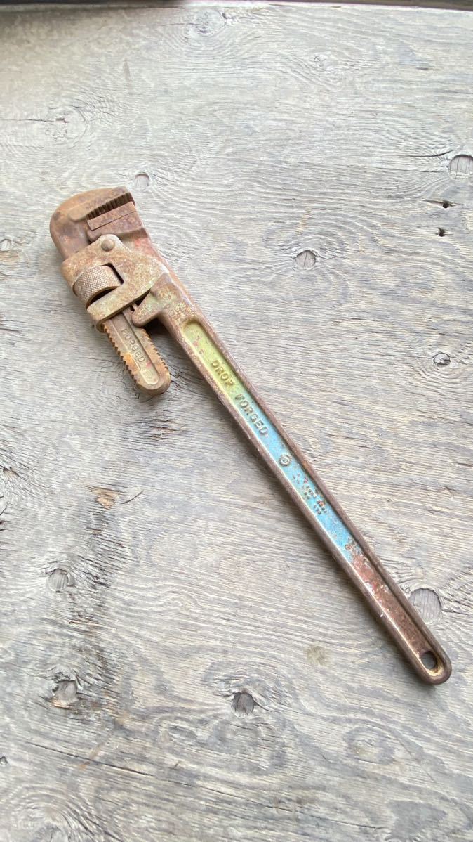  pipe wrench HIT 600mm tool wrench used 