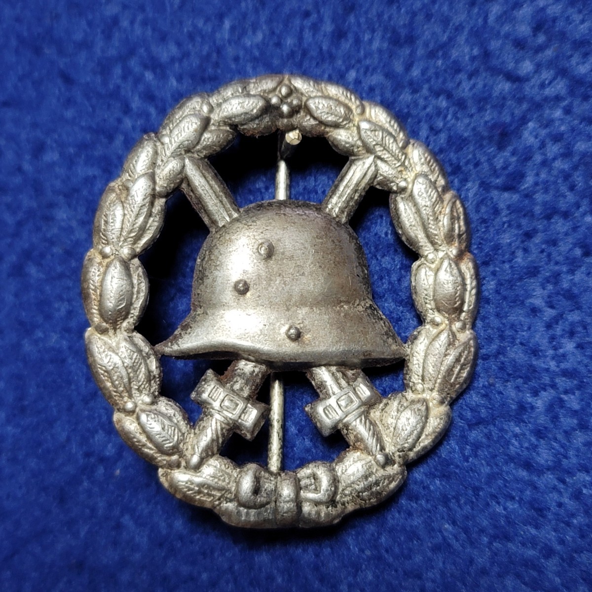 W帝政ドイツ軍/プロイセン王国*戦傷章・銀章(実物) Yahoo!オークション - 実物 戦傷章 銀章 ドイツ プロイセン 勲章