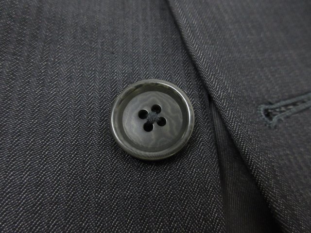HH【ディーケーエヌワイ DKNY】 2ボタン スーツ (メンズ) size34R/27R チャコールグレー 織柄 ◎27RMS4200_画像5