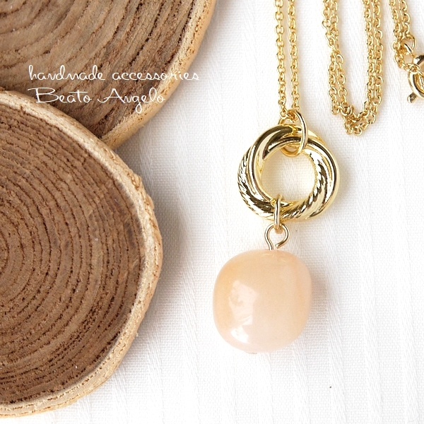 *+angelo+ natural stone orange a bench . Lynn . metal knot. necklace (n-001)G tongue bru
