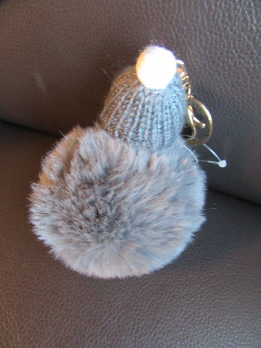  fur key chain baby gray color bonbon ... doll knitting wool. hat storage goods 