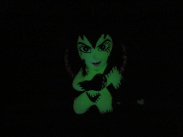 # Devilman Lady обычная версия * темное место . светится . свет брелок для ключа комплект #