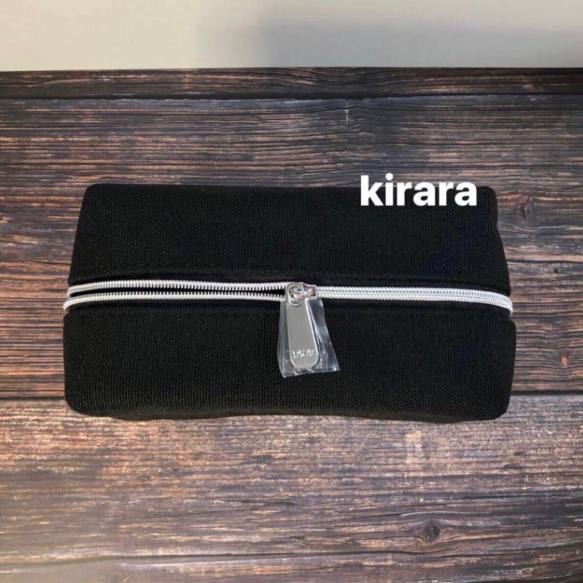 新品・未使用・箱付】Dior ディオール ポーチ ブラック 新品・未使用・箱付】Dior ディオール ポーチ ブラック
