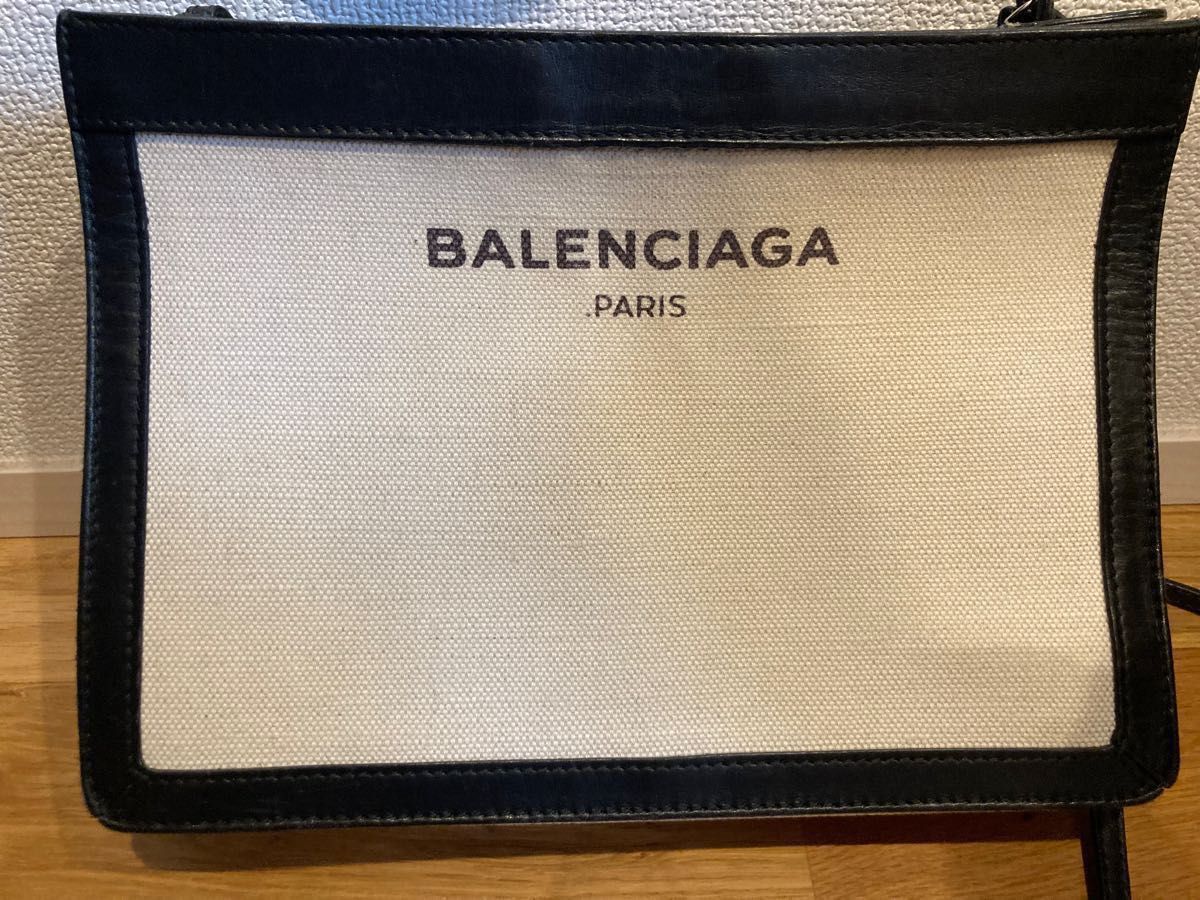 BALENCIAGA バレンシアガ キャンバス レザー アイボリー ブラック ショルダー バッグ