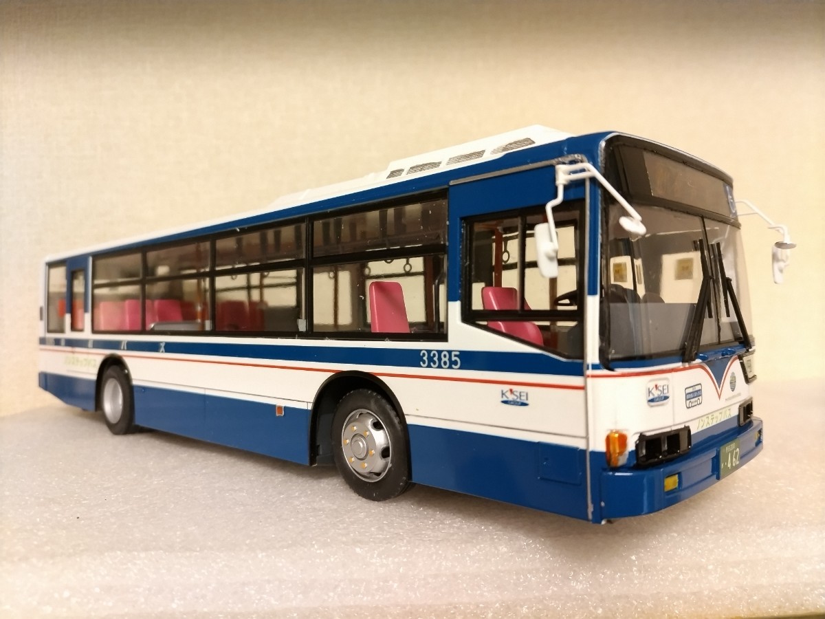 アオシマ模型 1/32京成バス(三菱ふそうエアロスター)素人組立品