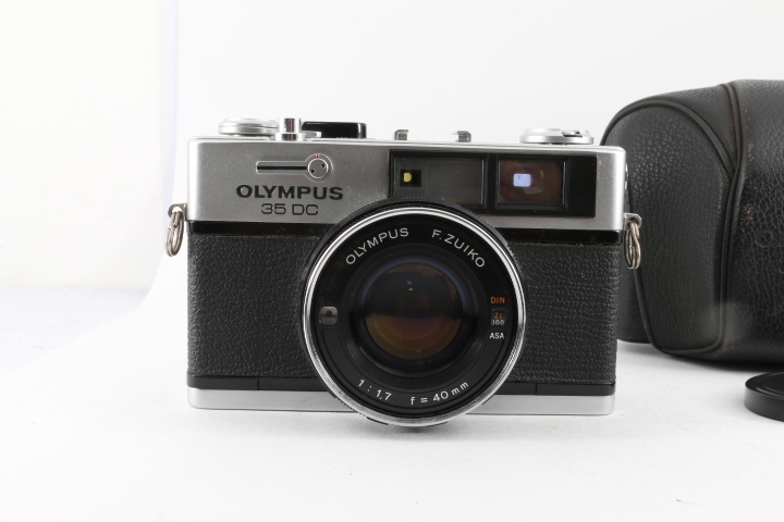 カメラ、光学機器 ☆希少品☆ OLYMPUS 35 DC ☆シャッター、露出OK☆ #E246 値札