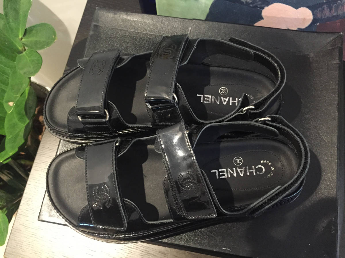 CHANEL サンダル DAD SANDALS スニーカー本物素敵 シャネル スリッポン