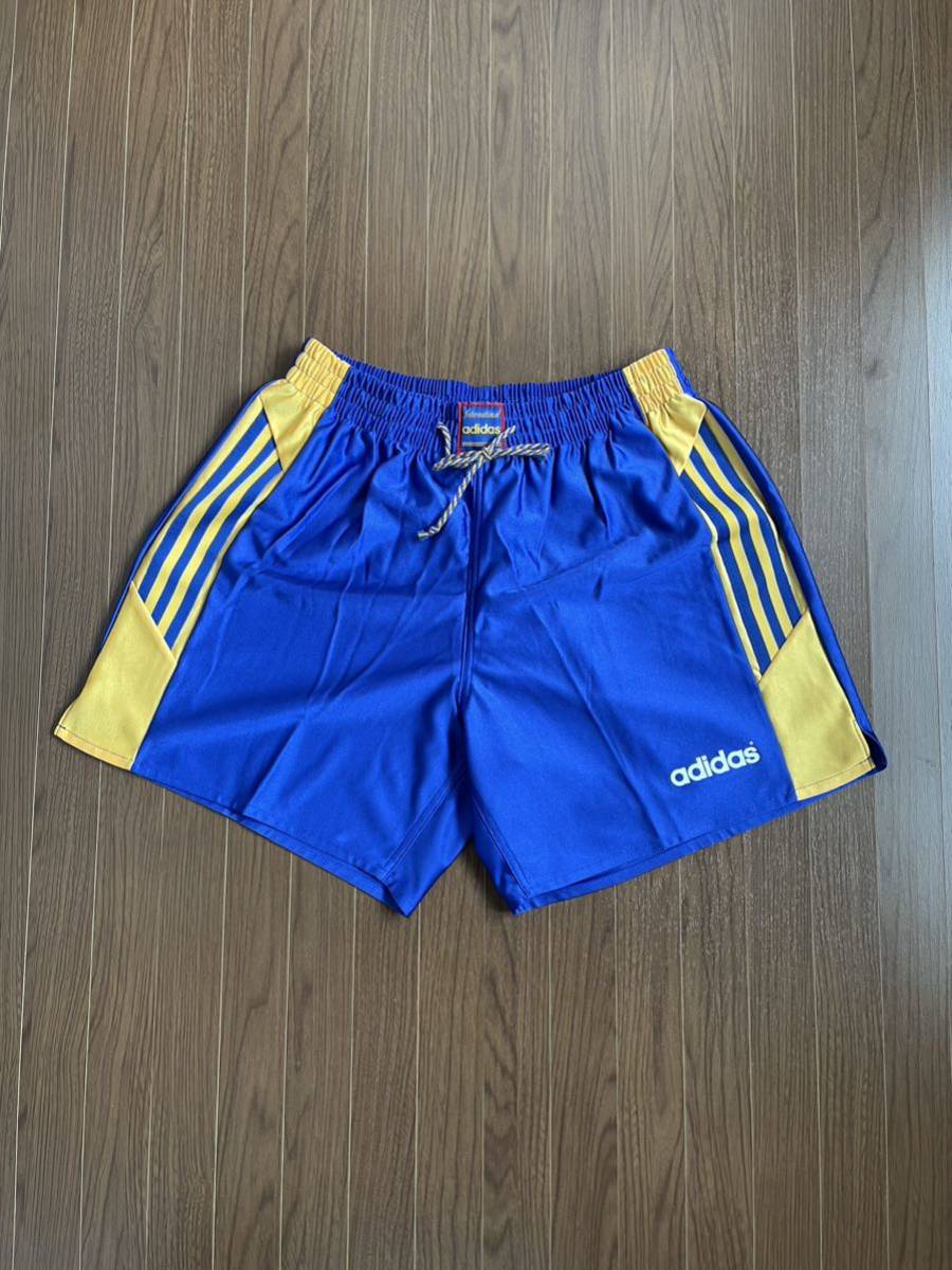 90s old vintage adidas アディダス ショートパンツ デサント製 DESCENTE オールド ビンテージ パンツ ダンサー チア 陸上競技 バスケ_画像2