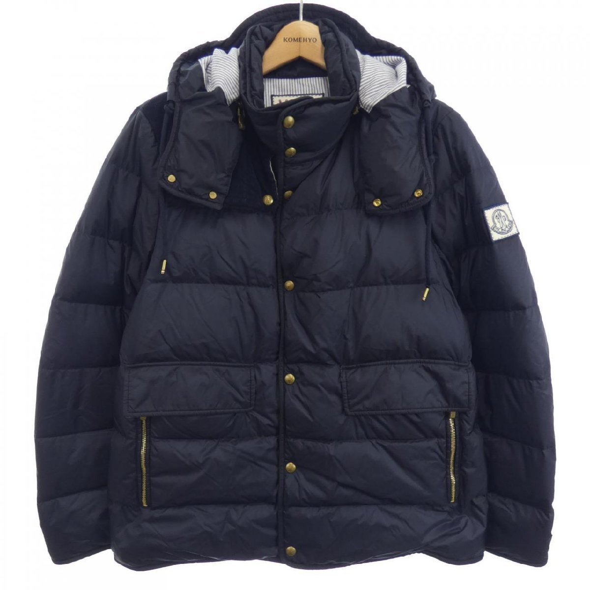 MONCLER GAMME BLEU（モンクレールガムブルー）ダウンジャケット-