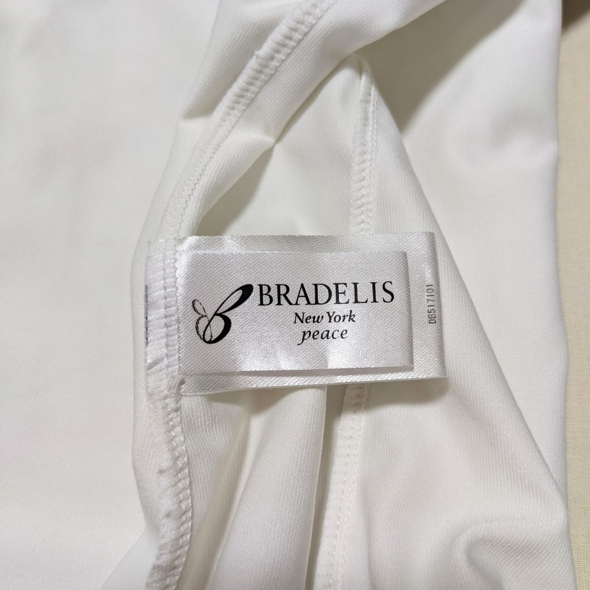 +PR31 BRADELIS NEW YORK ブラデリス ブラデリスニューヨーク レディース 4L カップ付き タンクトップ 補正下着 白 クリーニング済み_画像8