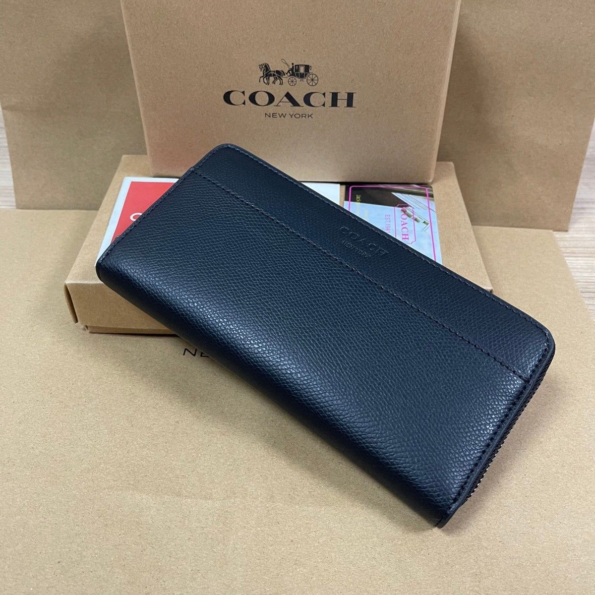 日本全国 送料無料日本全国 送料無料COACH 新品 メンズ 長財布 シンプル 黒 F74977 アウトレット 長財布