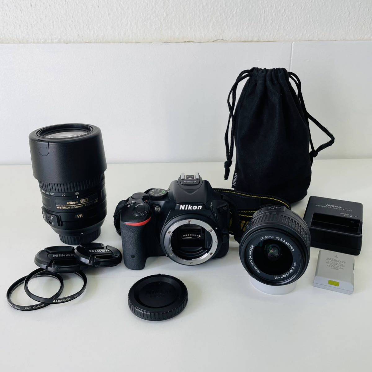 美品【Nikon】ニコン D5500 ダブルズームキット-