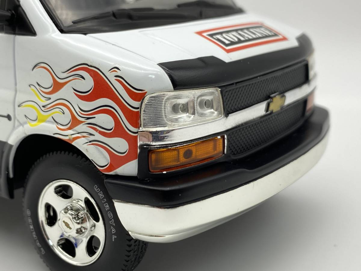 雑誌で紹介された バン エクスプレス シボレー 1/25 Cargo Express Chevrolet / 乗用車