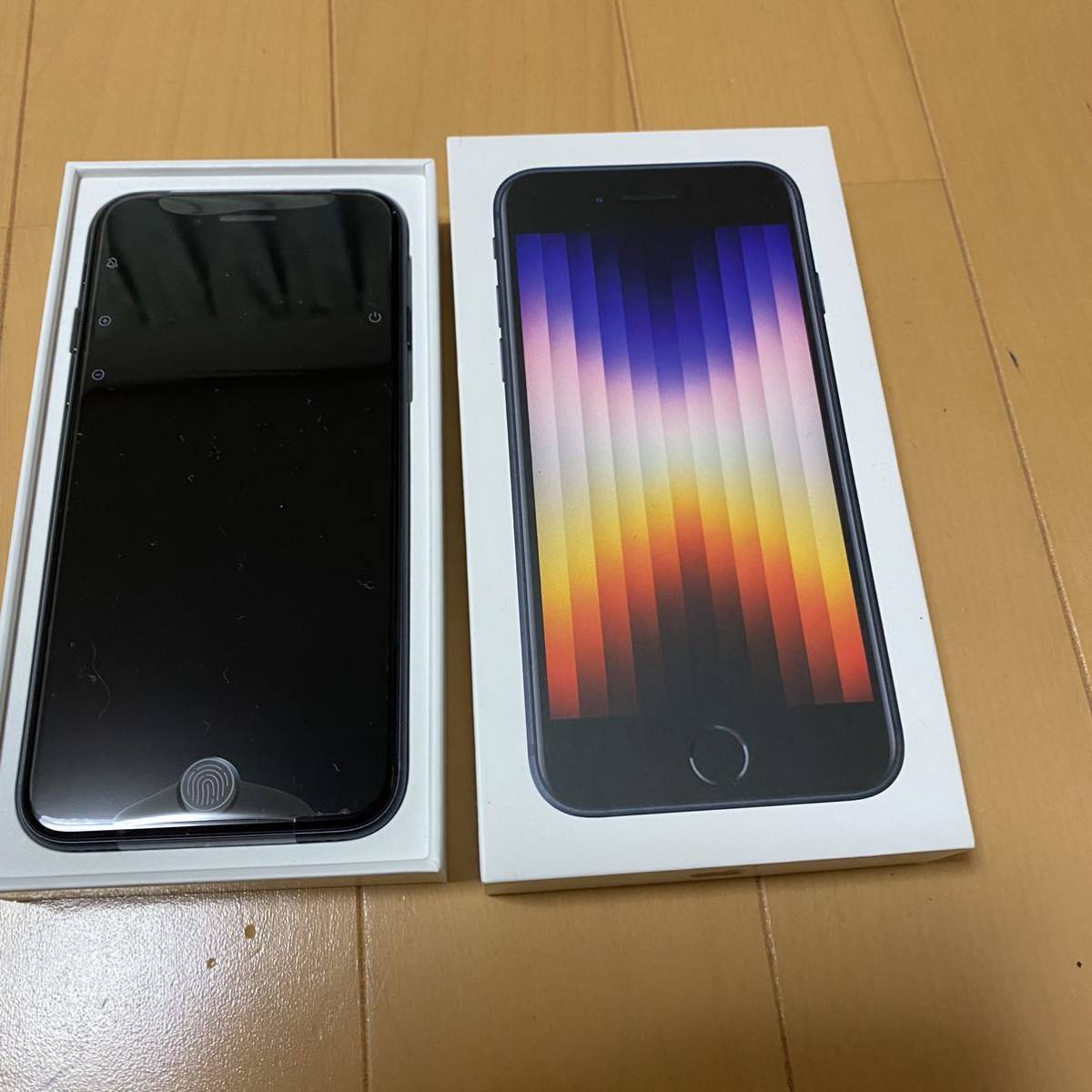 新品 未使用品】iPhone SE 第3世代 ミッドナイト 64GB SIMフリー