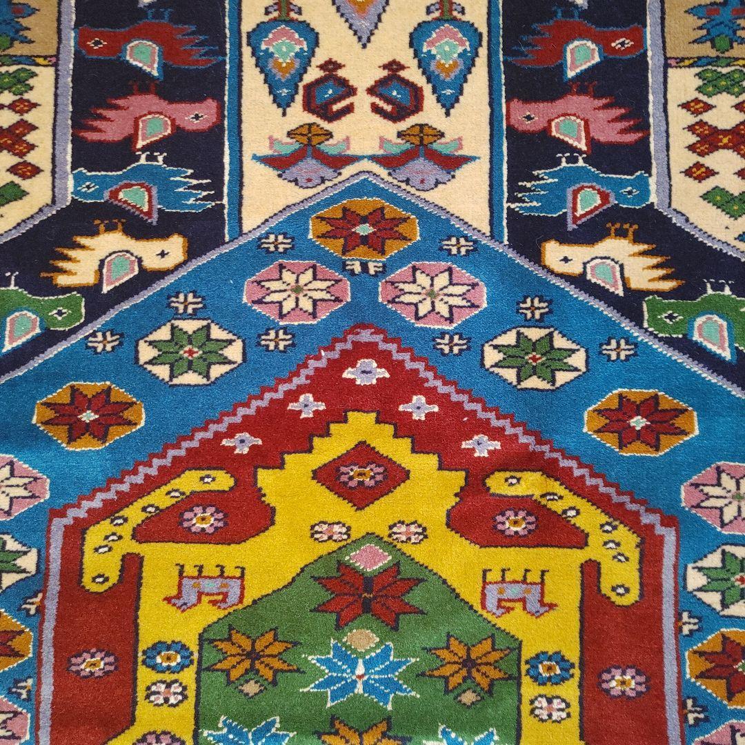 ペルシャ絨毯 P147 新品 185x111 手織り クルド・ グーチャン産 persia
