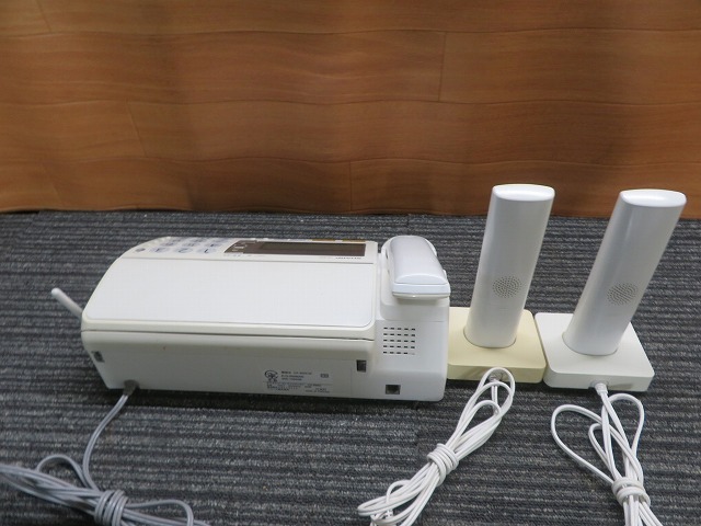 R☆SHARP　デジタルコードレスファクシミリ　UX－850CW　電話機　子機2個付き　現状品_画像3