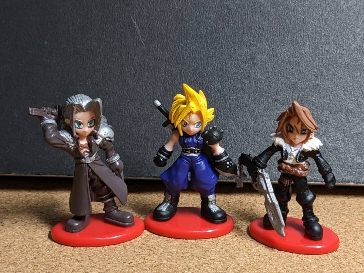 ファイナルファンタジー7 クラウド コカ・コーラコラボ フィギュア