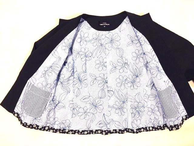 ★tricot COMME des GARCONS★トリコ コムデギャルソン 刺繍入り ノーカラージャケット サイズ M/バラ/花柄/ブラック/襟なし/TC-J006_画像4