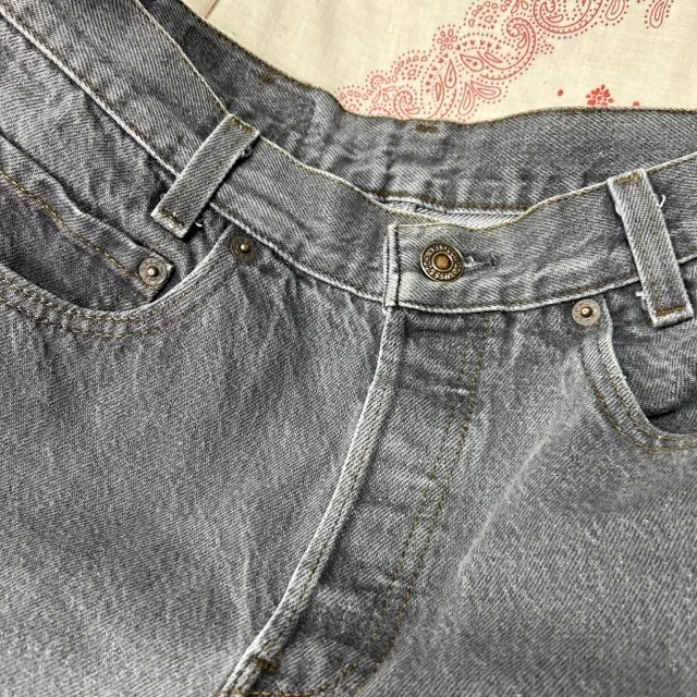 USA古着 80s USA製 Levis 701 先染め フェードブラックデニムパンツ STUDENT26 ヴィンテージ リーバイス 黒 XS～S  ダメージ グランジ●156