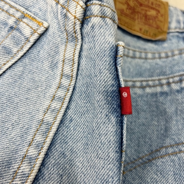 90s USA製 Levis w610 デニムパンツ 29 オールド ヴィンテージ リーバイス アメリカ古着 ブルー テーパード ハイウエスト Rタブ ●162