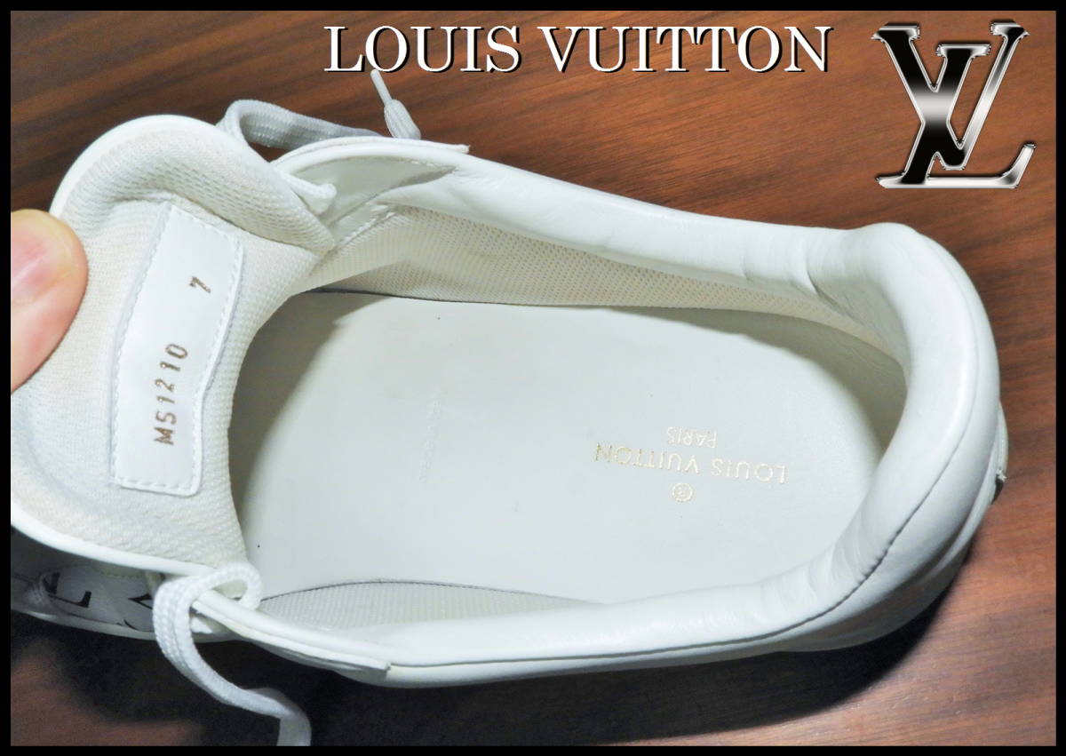 即完売 LOUIS VUITTON モノグラムスニーカー 7 ルイヴィトン 白 紺色 LVラメ ローカット ベルト Tシャツ 付属品あり メンズの画像8