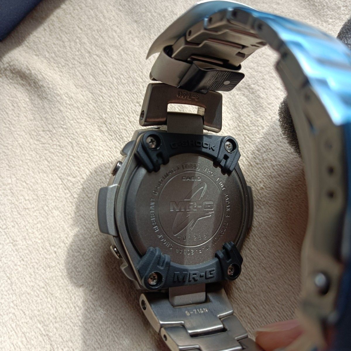 1000アクセス超セール!MRG 130T 8A G-SHOCK デジアナコンビ