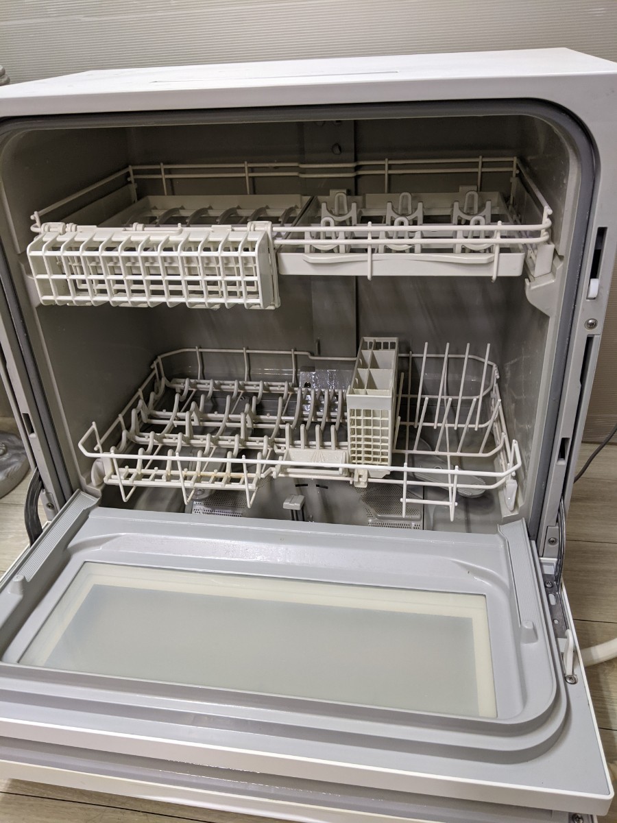 Panasonic パナソニック NP-TH2-N 2019年製 電気食器洗い乾燥機 食洗機