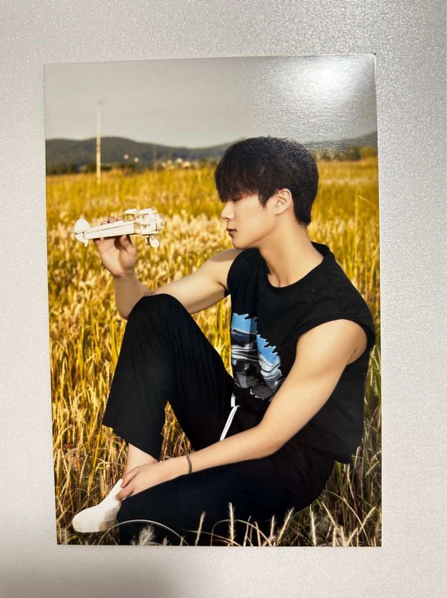 ASTRO riseup rise up 展示会 exhibition ムンビン 生写真 本国 アルバム フォトカード