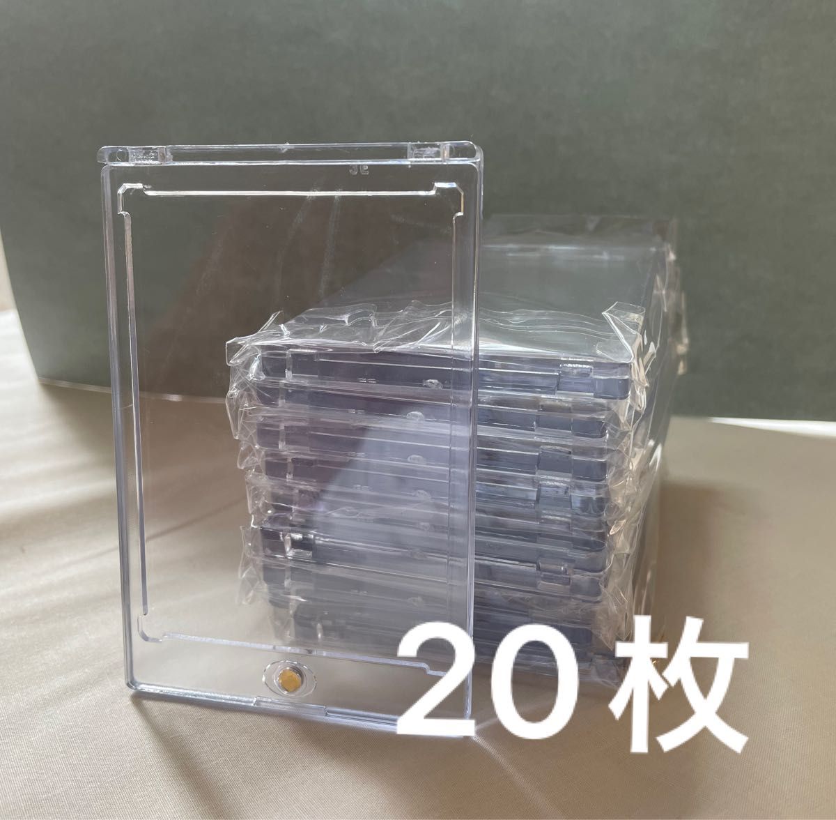 【P20】20個 トレーディングカード　マグネットローダー　遊戯王　ポケカ ワンピース　カードケース　保管　コレクション