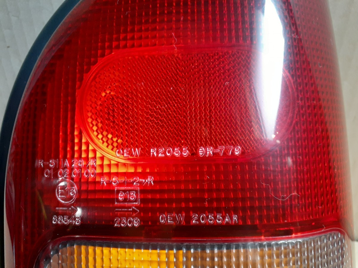 KP3 Rex правый задний фонарь небольшой пробег 17822km OEW R2055 задние фонари Subaru 84201KA060