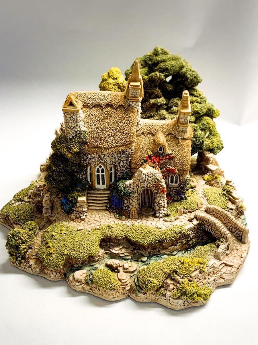魅力の Lilliput Lane CONVENT IN THE WOODS catalogo.tvs.com.bo
