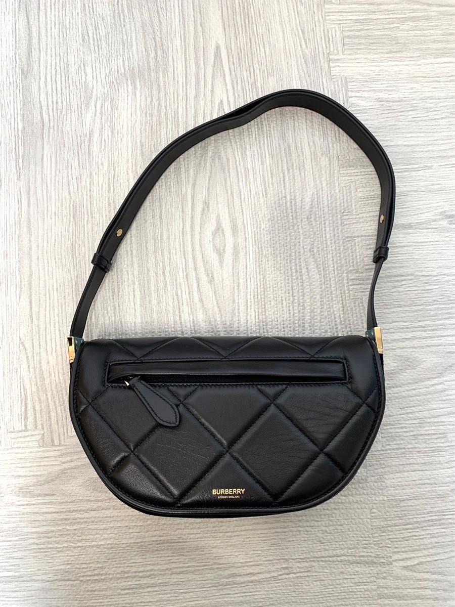 新品未使用 BURBERRY Small キルテッド オリンピア ハンドバッグ