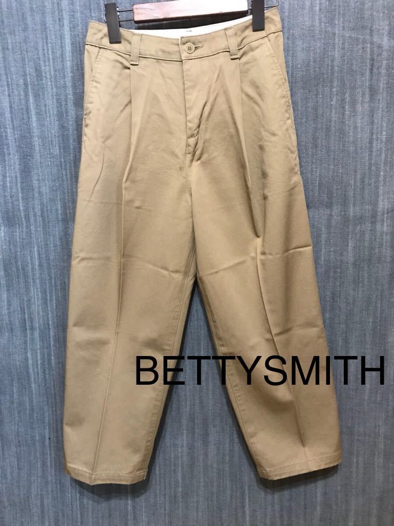 ★BETTYSMITH ベティスミス ワイドタックパンツ 新品 S カーキ 日本製 定価10000円_画像1