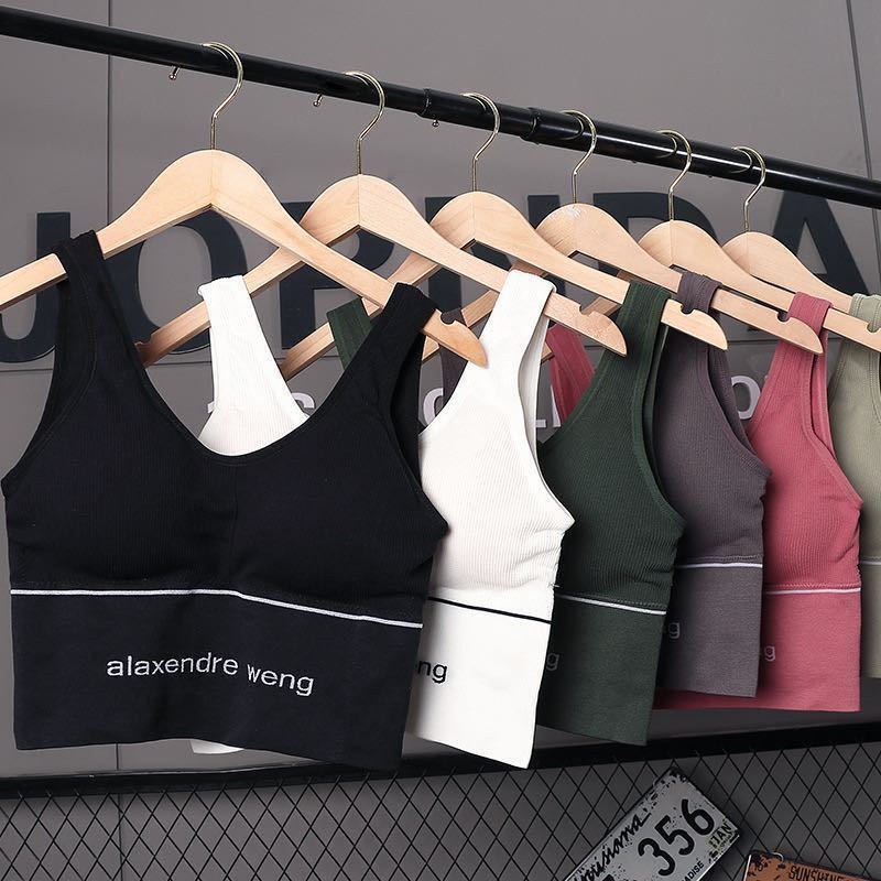  white color sports bra . sweat speed . spo bla Night bla sport motion yoga Jim fitness bla top wire none 